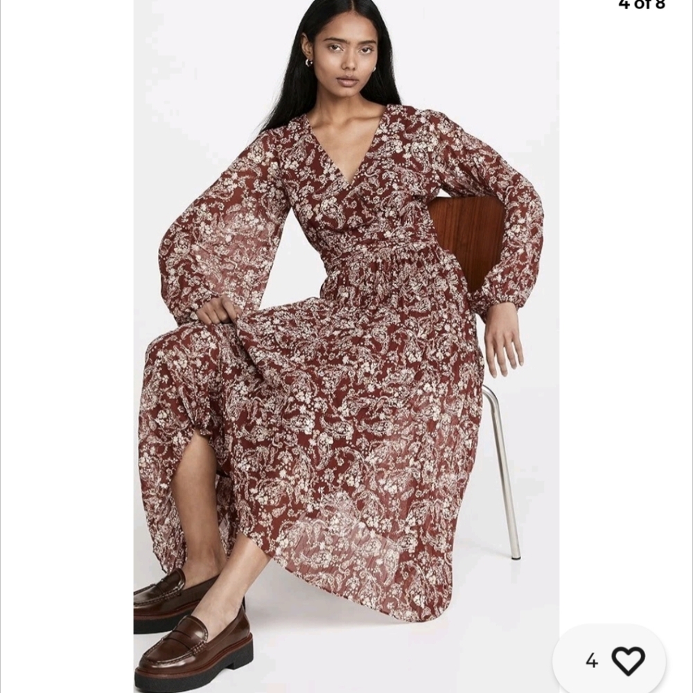 En Saison Paisley Print Pleated Midi Dress in Rust Small